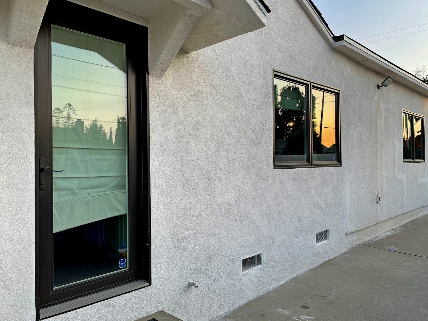 Window and Patio Door Replacement in North Hollywood, CA (1)