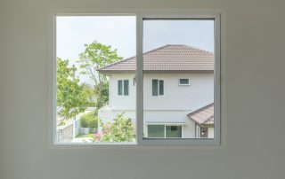 The Benefits of Replacement Sliding Windows