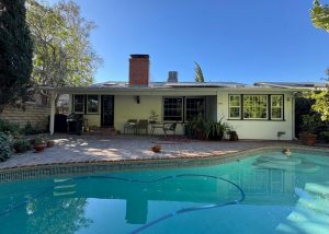 Full Window Installation in North Hollywood, CA
