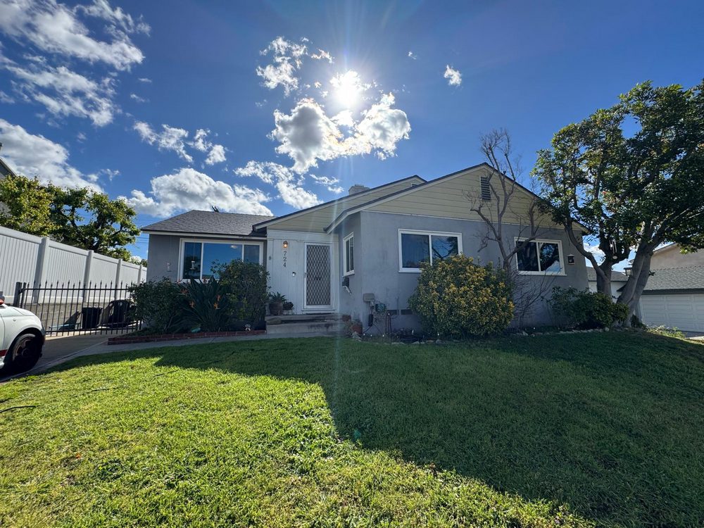 White Anlin Window Installation in Burbank, CA (1)