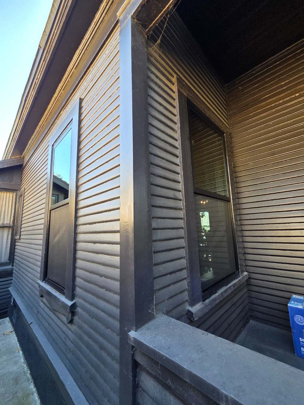 Black Frame Milgard Trinsic Window Installation in Los Angeles, CA (4)