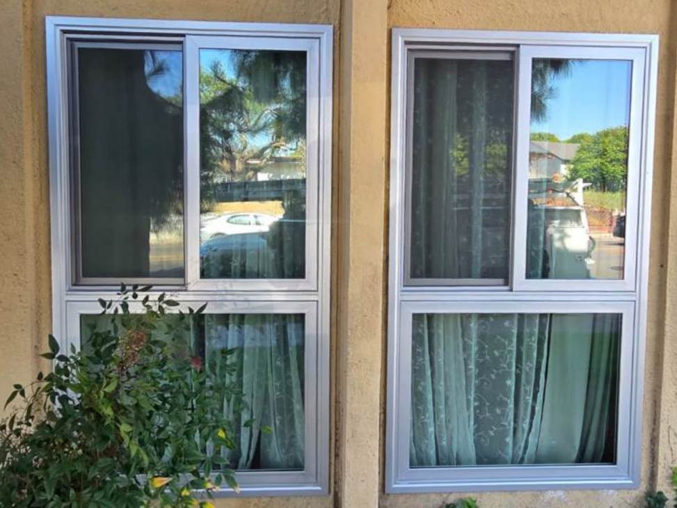 American Deluxe - Silver Exterior Milgard Tuscany Window Replacement in Valley Glen, CA (3) - Copy