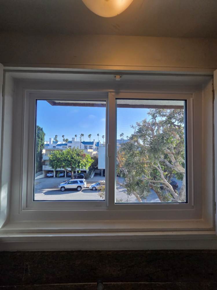 American Deluxe -White Milgard Tuscany Window and Sliding Patio Door Upgrades in Santa Monica, CA (2)
