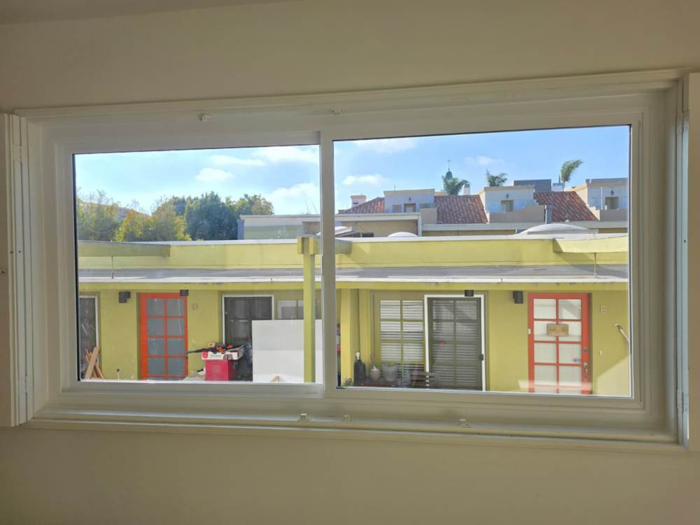 American Deluxe -White Milgard Tuscany Window and Sliding Patio Door Upgrades in Santa Monica, CA (7)